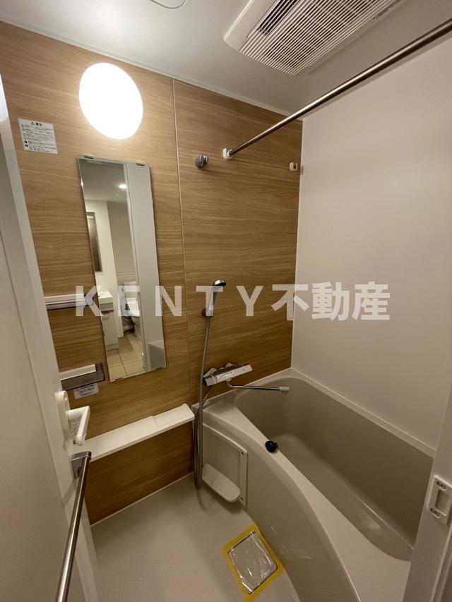 バス・シャワールーム　お風呂です