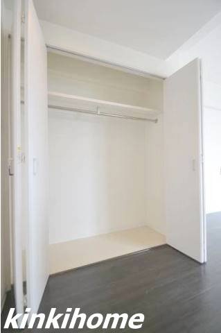 収納　写真は別のお部屋です。