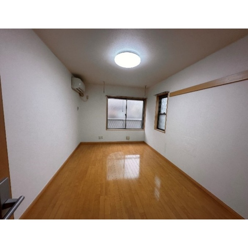 居室・リビング　※別部屋参考写真