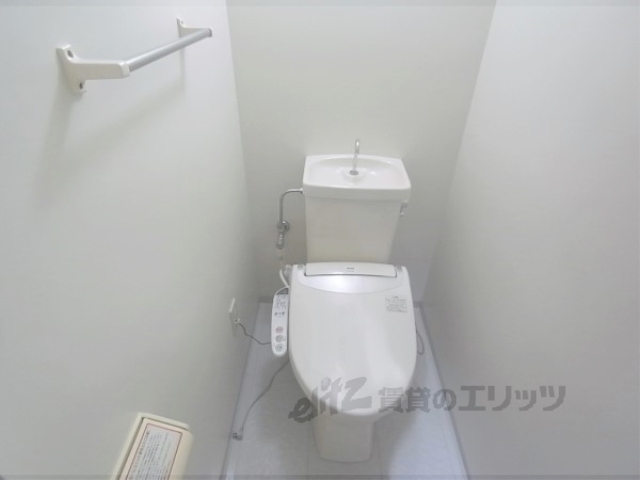 トイレ　洗浄機付き