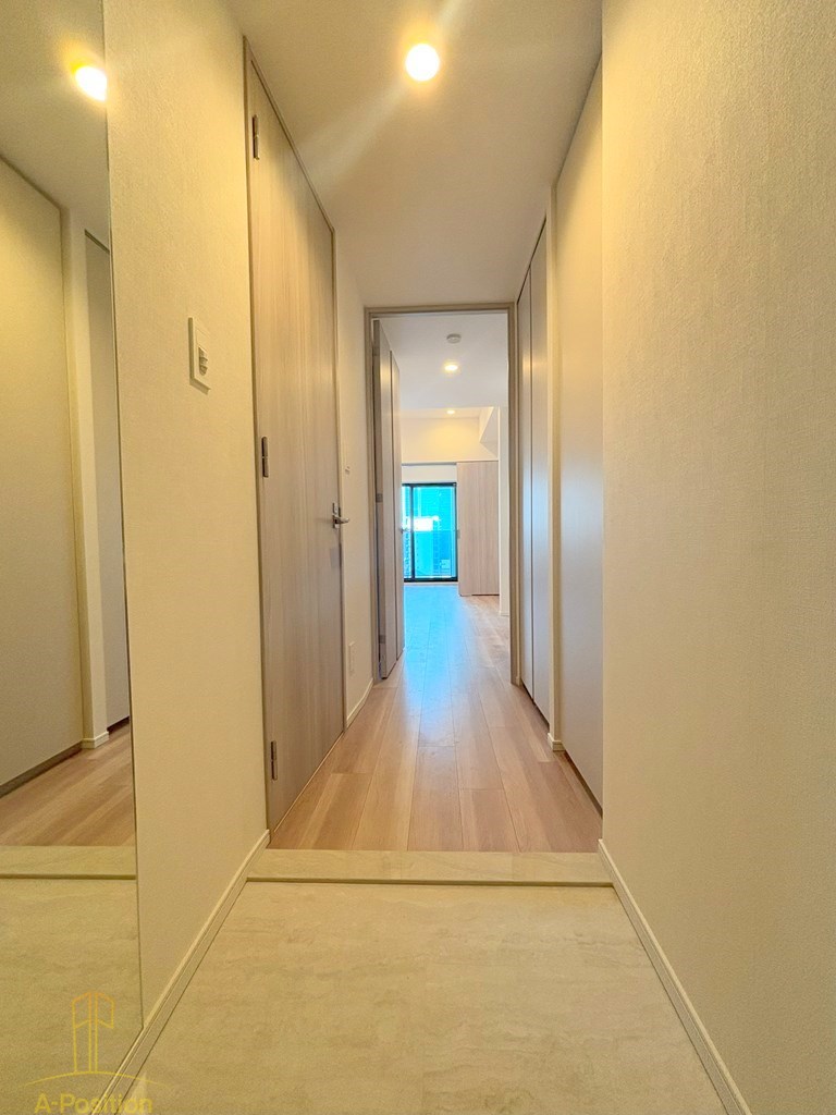 玄関　シーズンフラッツ中崎