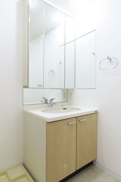 洗面設備　参考写真です