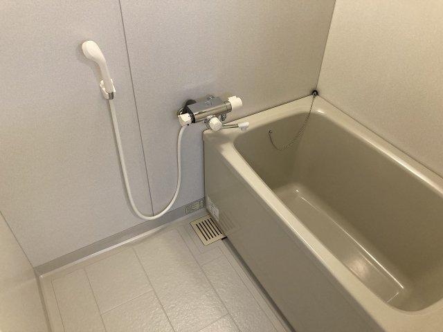 バス・シャワールーム　別室写真