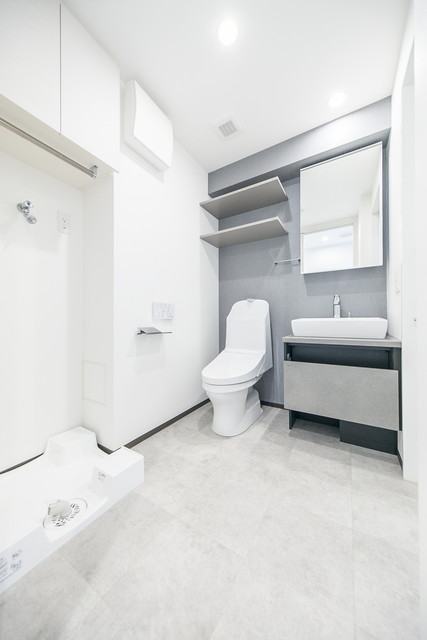 洗面設備　※写真は同タイプ住戸です。