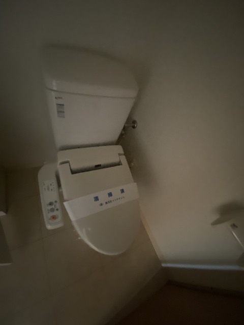 トイレ　別部屋参考写真です♪