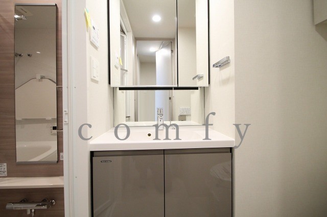 洗面設備　独立洗面台