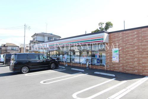 コンビニ　セブンイレブン川口西新井宿（コンビニ）まで501m