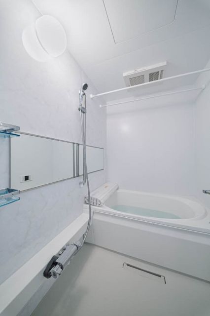 バス・シャワールーム