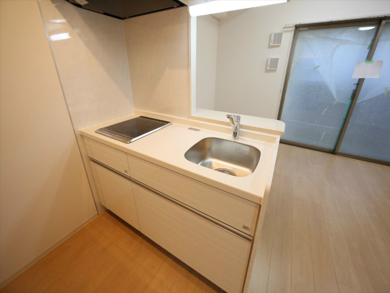 キッチン　システムキッチン（ＩＨ2口コンロ付）