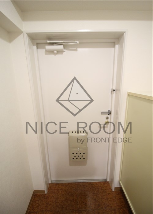 玄関　シャトー南船場　玄関