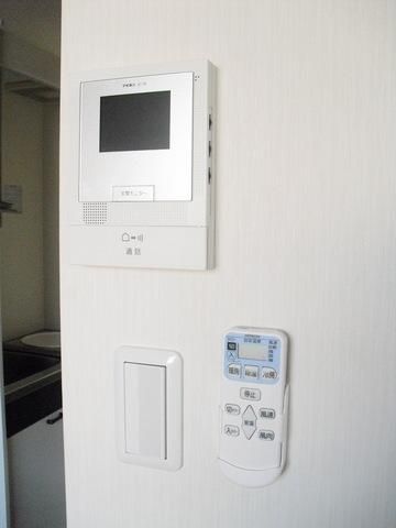 セキュリティ　★モニター付きインターフォン★