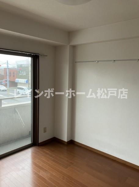 居室・リビング　ゆったりとした居間です