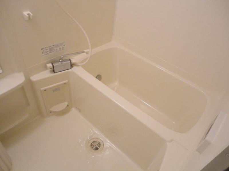 バス・シャワールーム　図面と現状に相違がある場合には現状を優先