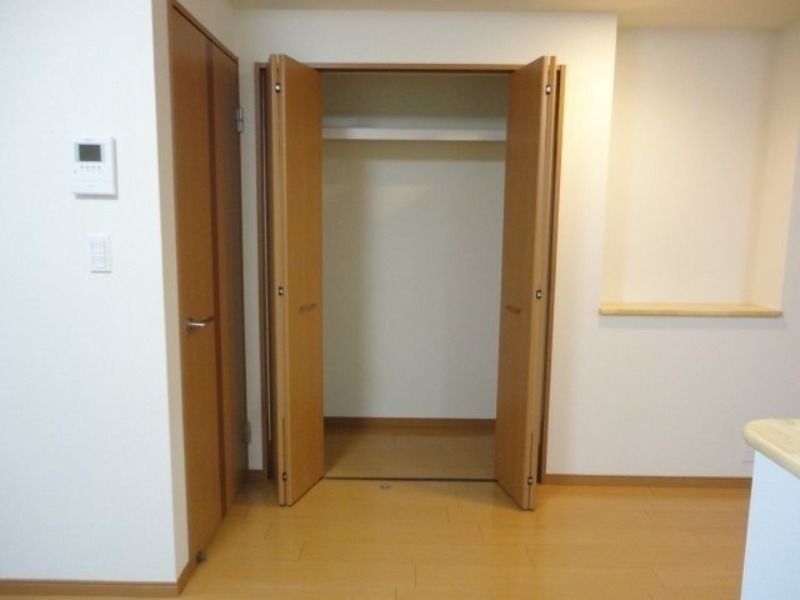 収納　図面と現状に相違がある場合には現状を優先