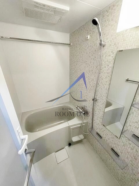 バス・シャワールーム　お風呂です。