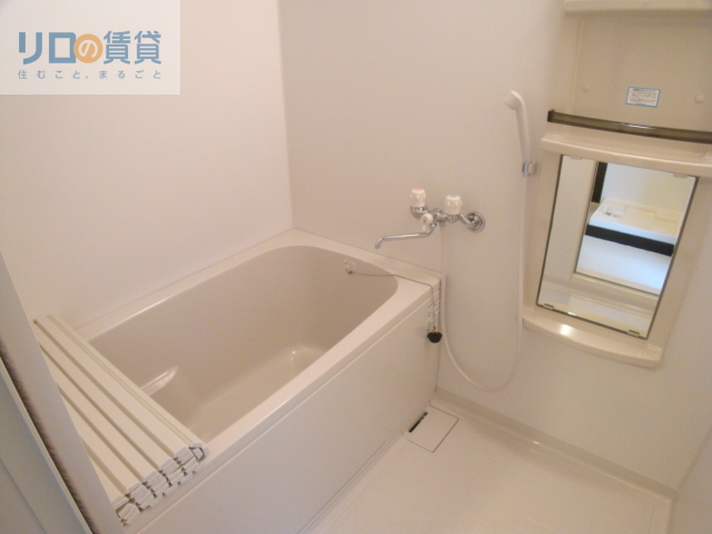 バス・シャワールーム　風呂