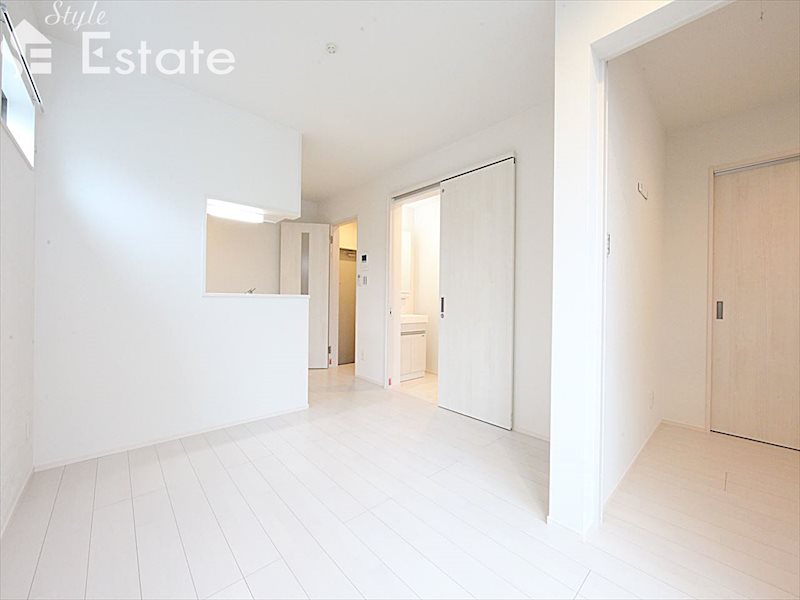 居室・リビング　内装