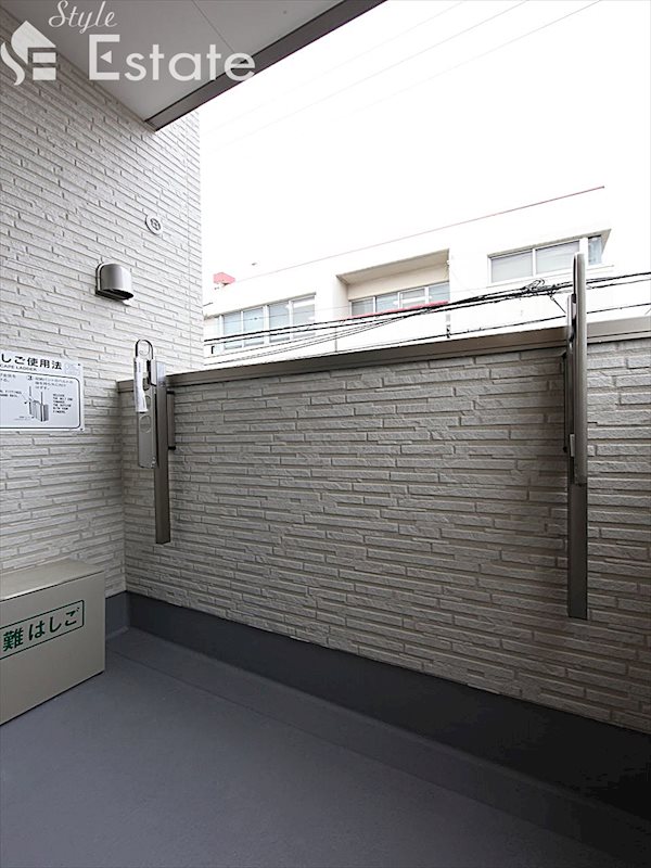 バルコニー　バルコニー