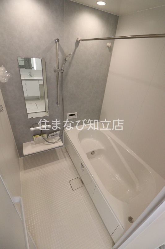 バス・シャワールーム　同型完成モデル