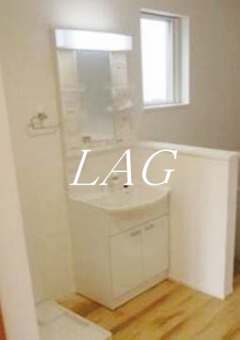 洗面設備　独立洗面台です。