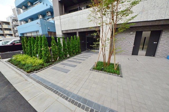 エントランス　■シューズクローゼット♪■モニタ付オートロック