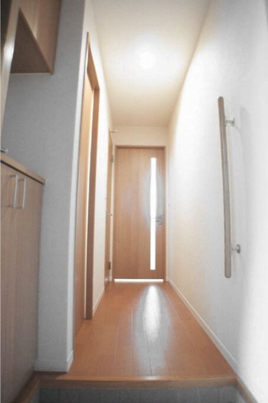 玄関　図面と現状に相違がある場合には現状を優先