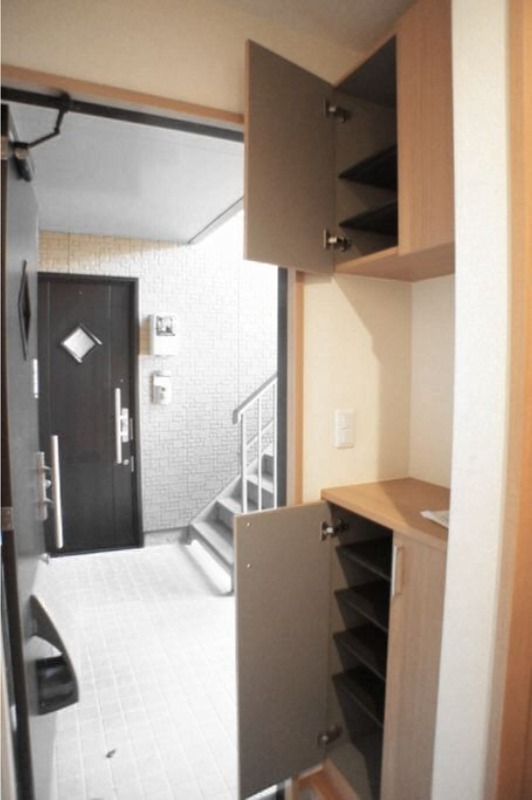 玄関　図面と現状に相違がある場合には現状を優先