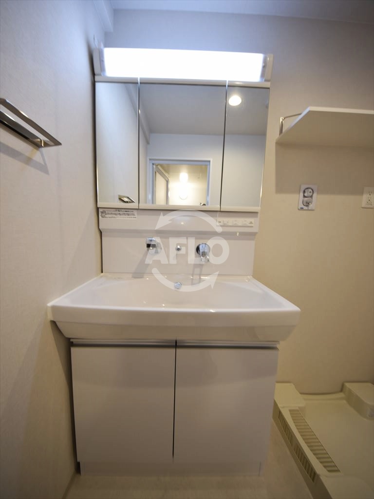 洗面設備　パークサイド本町　独立洗面台