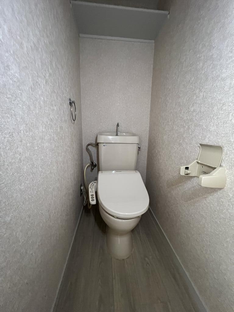 トイレ　※他部屋参考写真