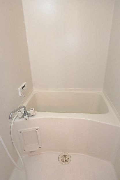 バス・シャワールーム　ゆったりバスルーム♪