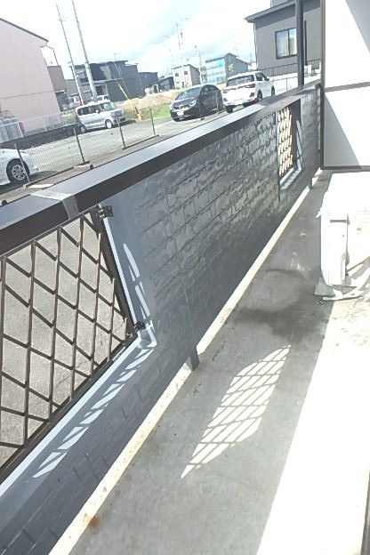 バルコニー　南西向きで日当たり良好☆