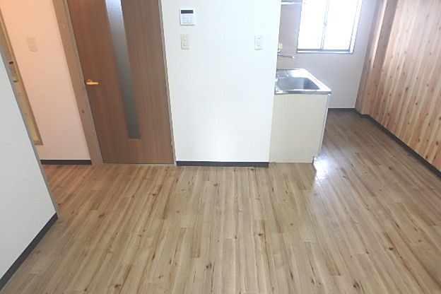 居室・リビング　７帖の広めＤＫ！