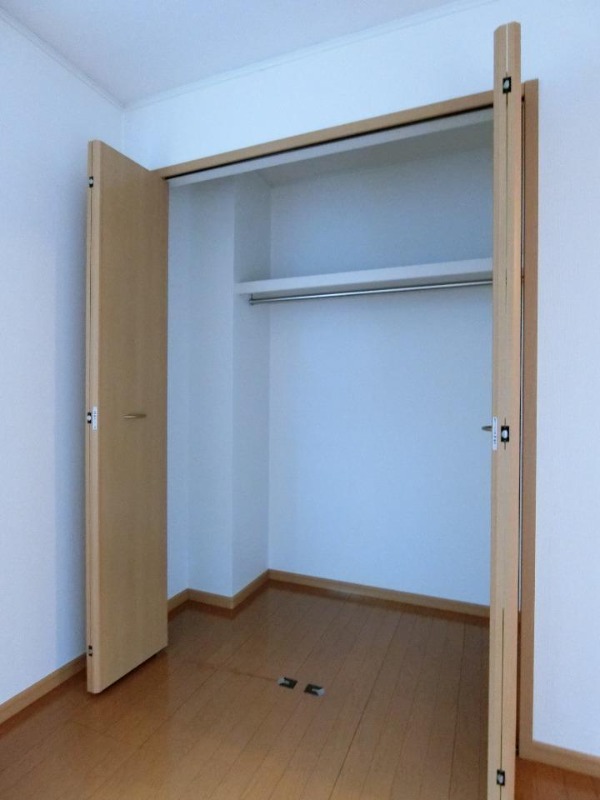 収納　図面と現状に相違がある場合には現状を優先