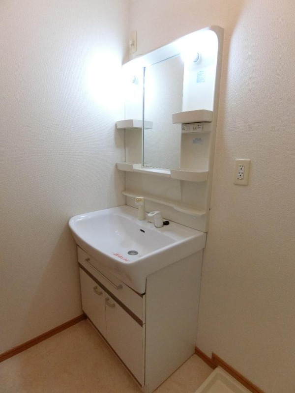 洗面設備　図面と現状に相違がある場合には現状を優先