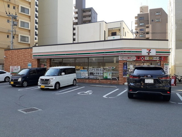 コンビニ　セブンイレブン福岡白金店（コンビニ）まで450m