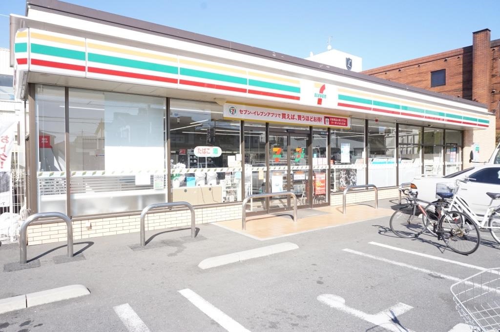 コンビニ　セブンイレブン 草加稲荷南店（コンビニ）まで1251m