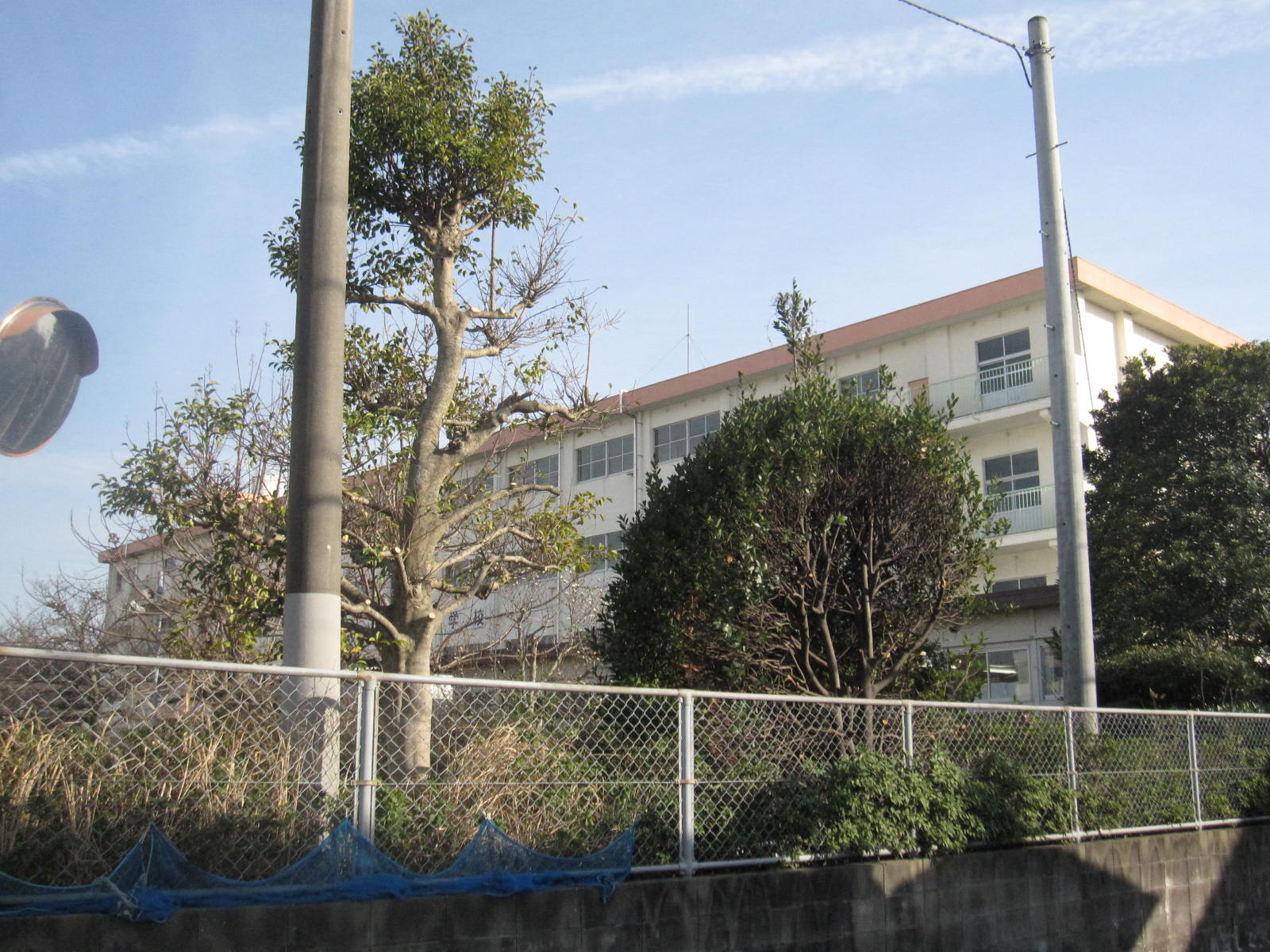 小学校　北九州市立永犬丸小学校（小学校）まで861m
