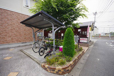 エントランス　駐輪場