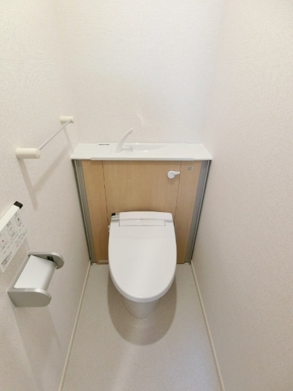 トイレ　図面と現状に相違がある場合には現状を優先