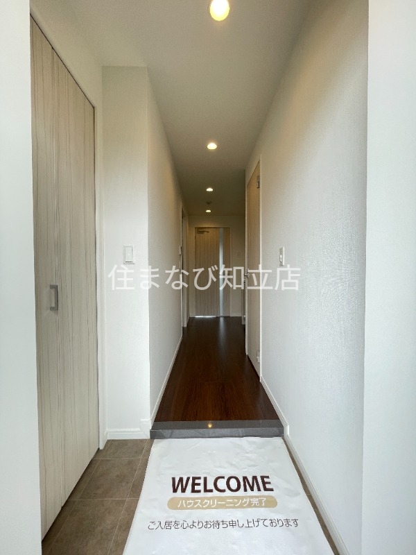 玄関　同型別部屋写真