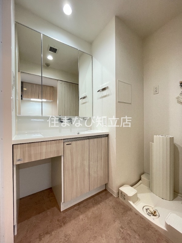 洗面設備　同型別部屋写真