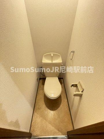 トイレ　清潔感のあるトイレです