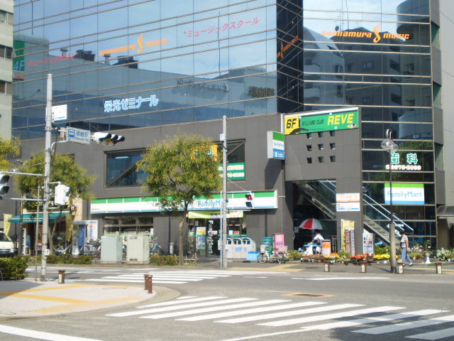 その他　ファミリーマート篠崎駅南口店