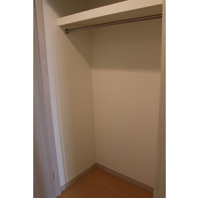 収納　（別タイプ参考写真）エーエス日暮里　荒川区東日暮里5