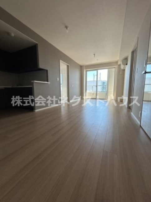 居室・リビング　別部屋参考写真です