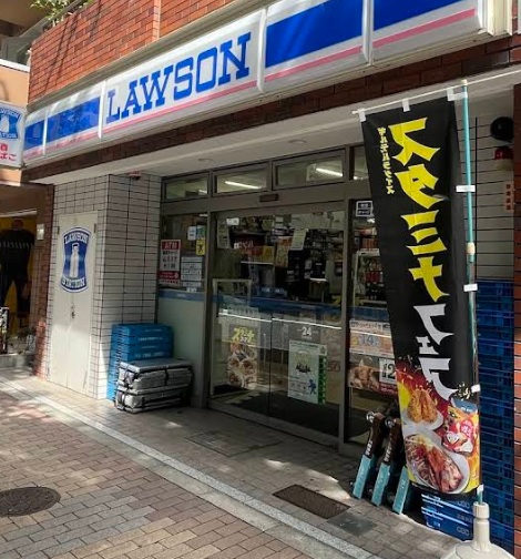 コンビニ　ローソン（コンビニ）まで61m