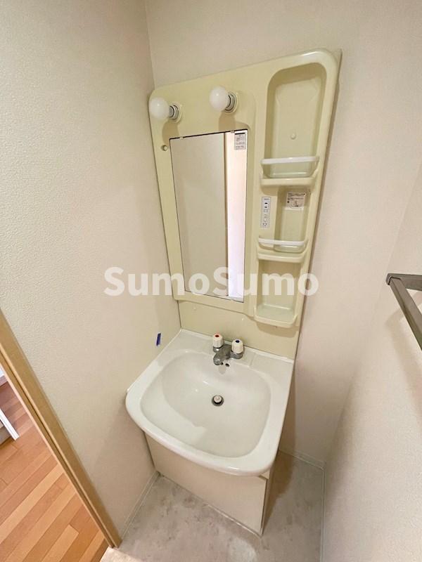 洗面設備　洗面所です