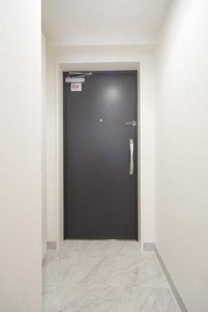 玄関　※写真は同タイプ住戸です。