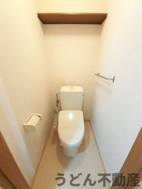 トイレ　うどん県のお部屋探しはうどん不動産へ うどんちゃんとLINE