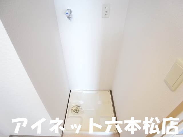 その他設備　室内洗濯機置場です。